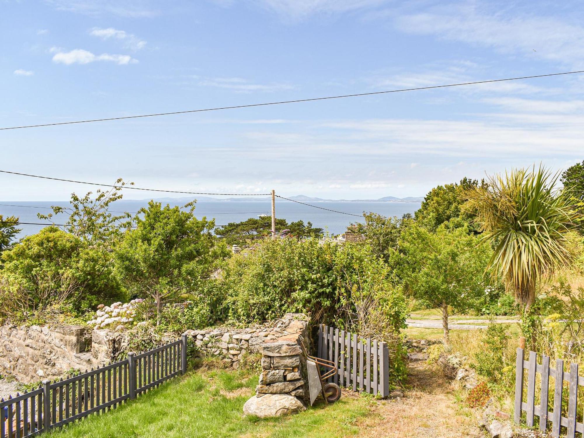 Holiday home Bryn Derwen *